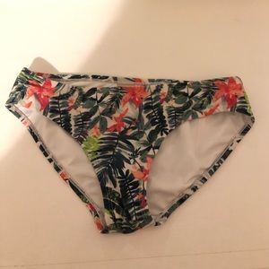 Old navy jungle print bikini bottoms